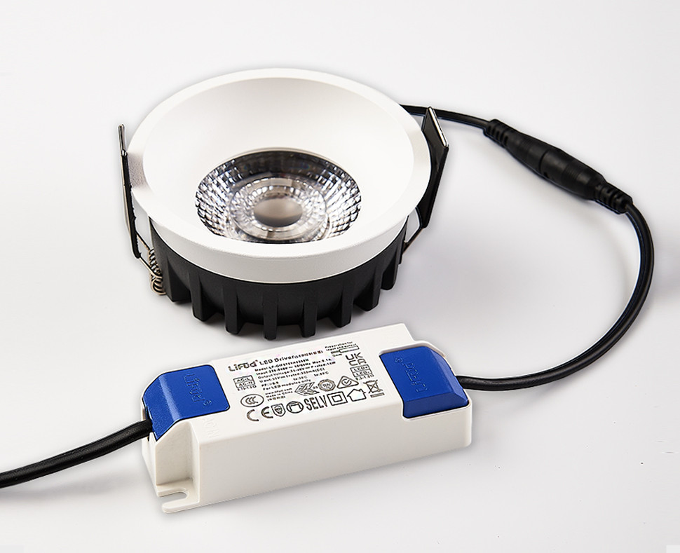 IT08-8042 white 3000K светильник встраиваемый влагозащищенный