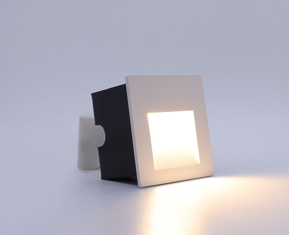 IT015-0307 white светильник встраиваемый