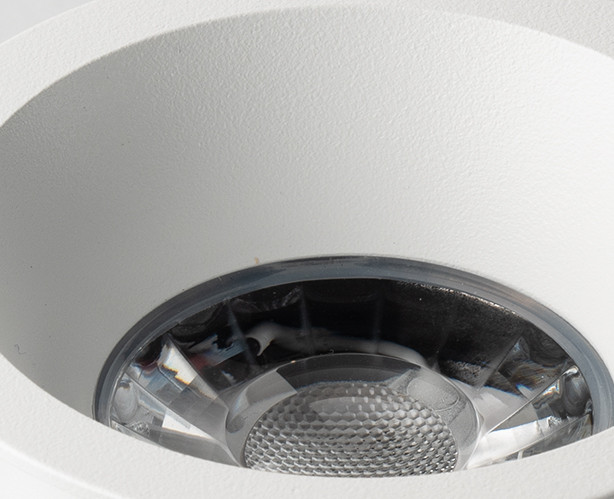 DL 3241 white