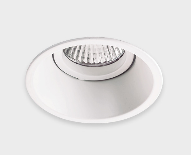 MR16DH white