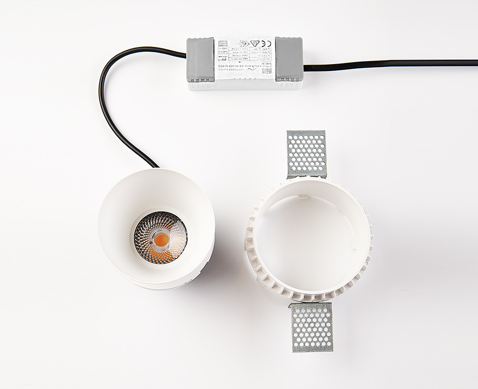 IT08-8021 white 3000K светильник встраиваемый