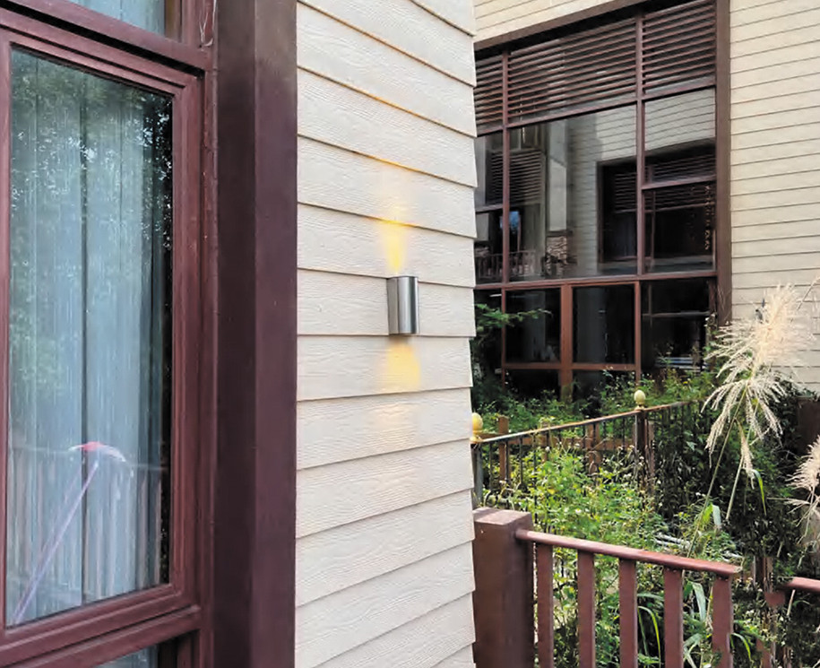 IT3722 настенный уличный светильник