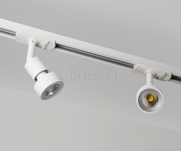 8126 white