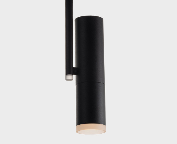 M03-003 black