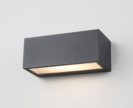 IT1012 настенный уличный светильник