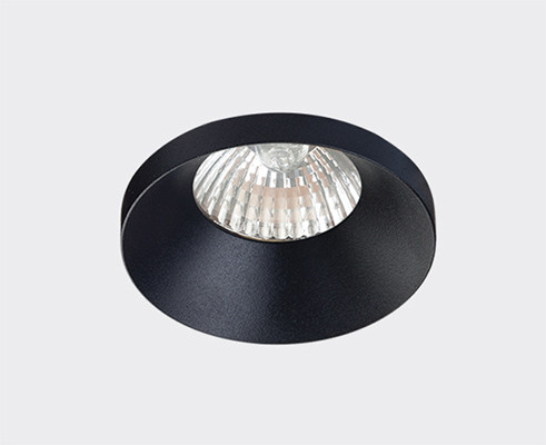 SP SOLO black + SP 01 white светильник встраиваемый с рамкой